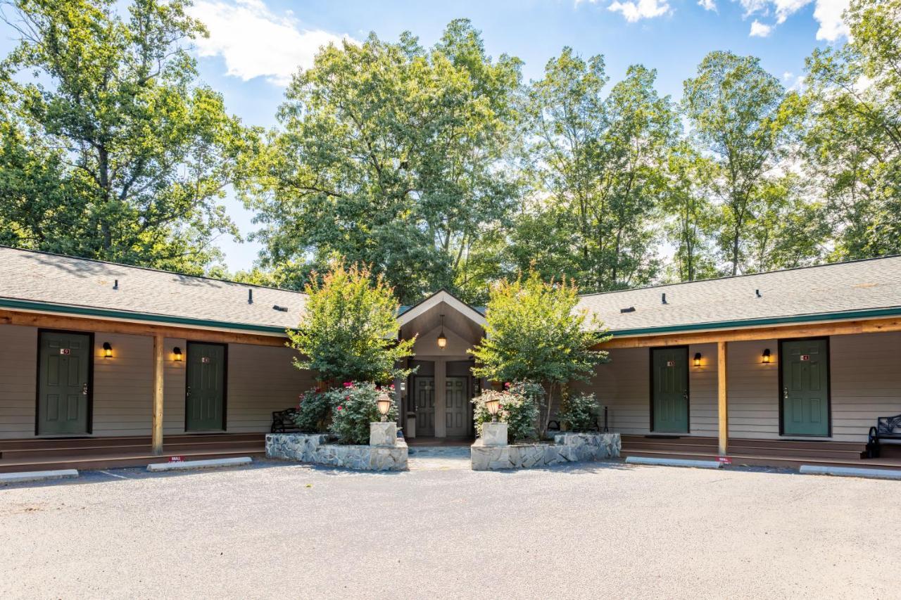 Halesford Harbour Resort - Smith Mountain Lake Moneta Dış mekan fotoğraf